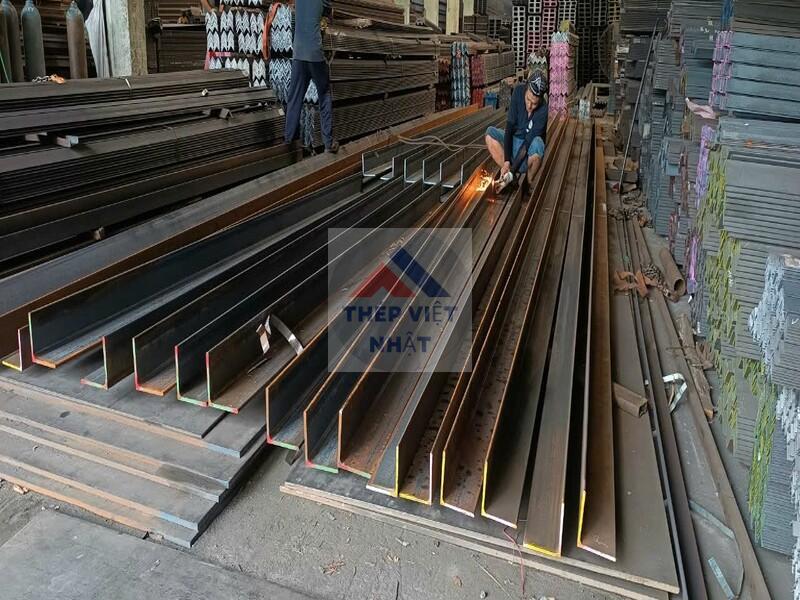 THÉP HÌNH V 175X175X15MM/ THÉP CHỮ V 175X175X15LI