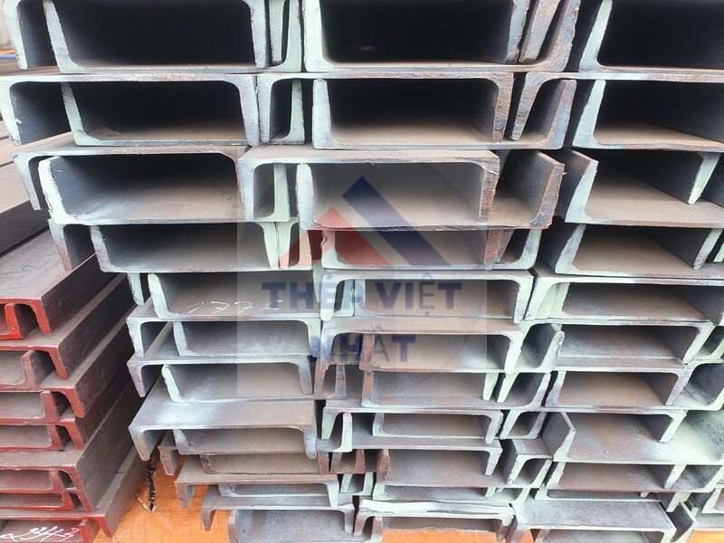 Thép hình U 120x52x5,2x5,7x6m(55kg/cây)