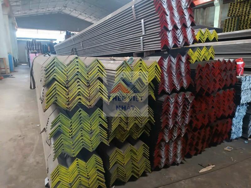 THÉP HÌNH V 90X90X6MM/ THÉP CHỮ V 90X90X6LI
