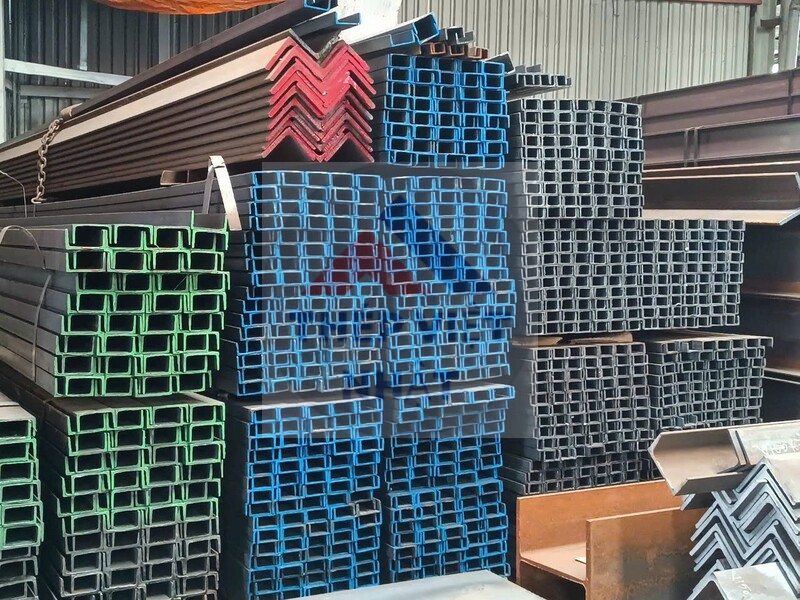 Thép hình U 100x51x5,5x5,8x6m