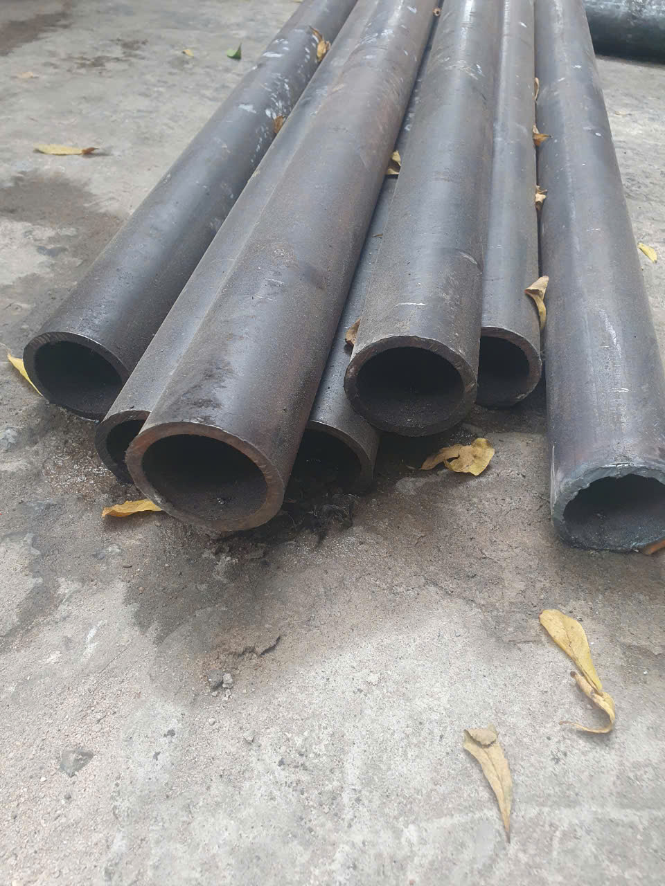 THÉP ỐNG ĐEN PHI 55