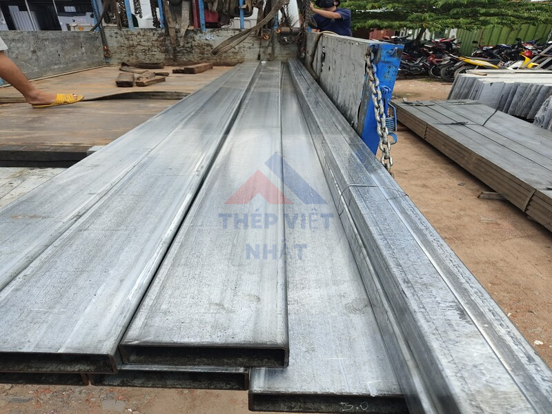 THÉP HỘP CHỮ NHẬT 100X200X12LI/ THÉP HỘP 100X200X12MM