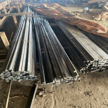 THÉP VUÔNG ĐẶC 15X15/ THANH VUÔNG ĐẶC 15X15